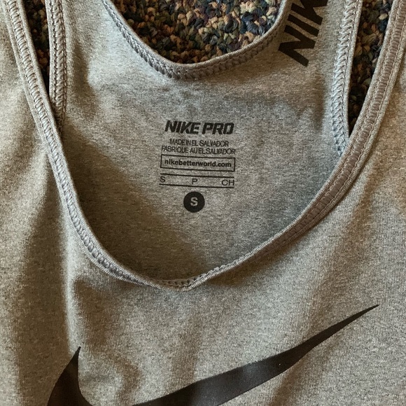 Nike Tank Bundle - Picture 3 of 3